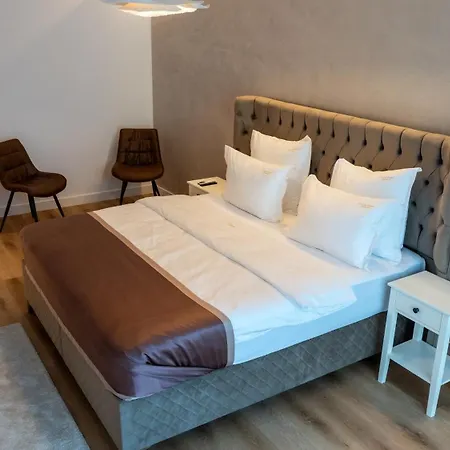 Greenlake Boutique 1bdr With Garden Бухарест