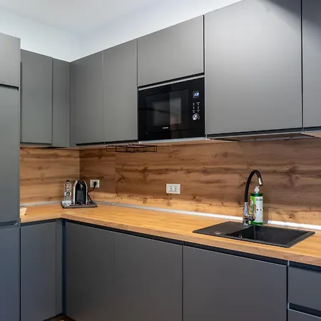 Greenlake Boutique 1bdr With Garden Апартаменты *