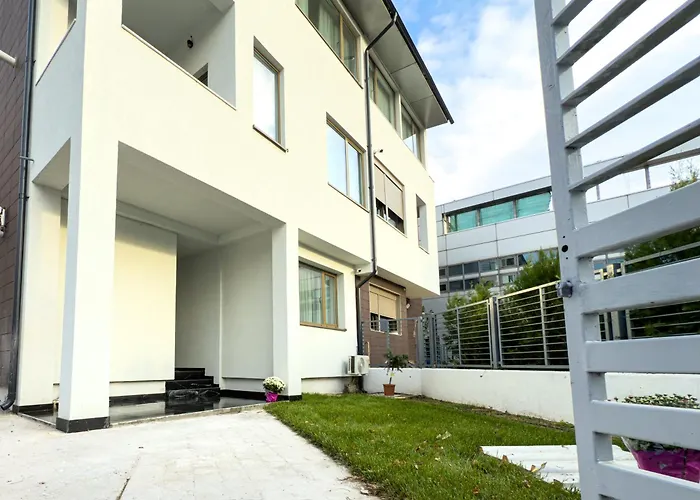Apartmán Greenlake Boutique 1bdr With Garden *