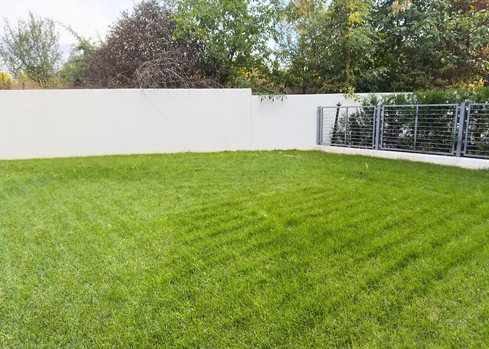 Apartment Greenlake Boutique 1bdr With Garden